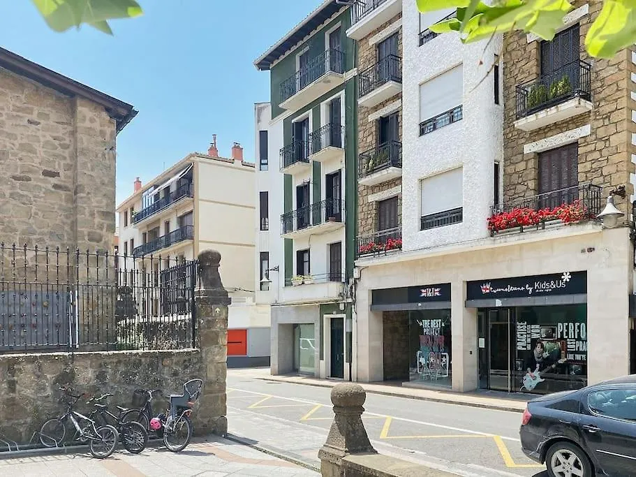 Апартаменты Earra - Elizalde, En Centro 1 Minuto De La Playa Зараутц